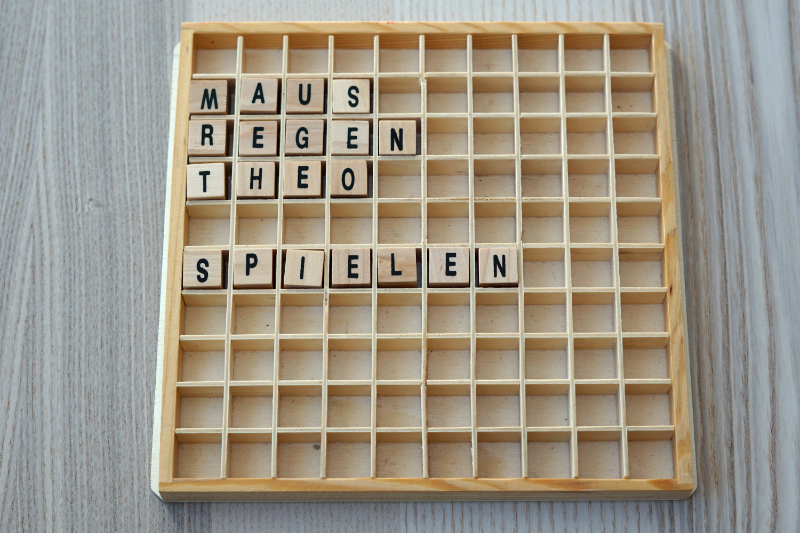 Buchstabenkasten zum Wörter bilden - Lerntherapie-Praxis Spatz in Ulm - Für Kinder und Jugendliche mit Lernschwierigkeiten oder Lernstörungen - Lesen, Schreiben, Rechnen lernen